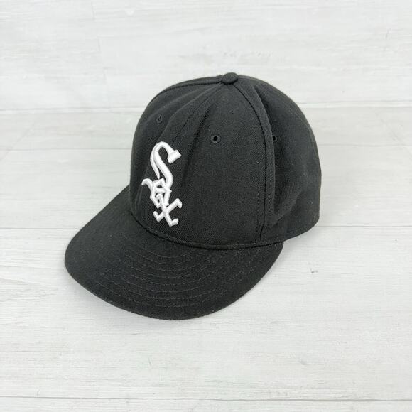Chicago White Sox Hat Cap Fitted Mens 7 1/8 Black MLB Baseball New Era On Field - Picture 1 of 11